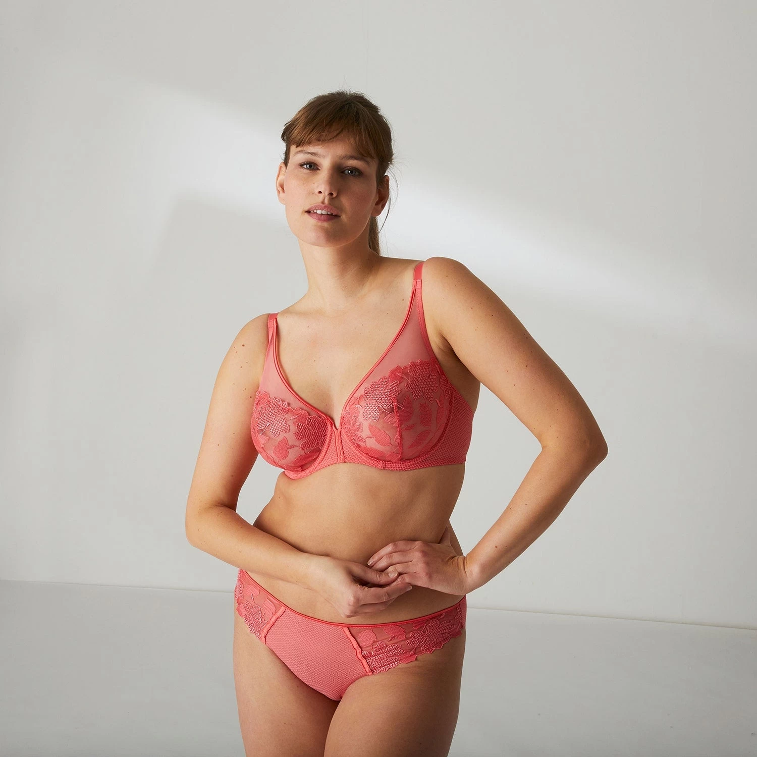 Simone Perele 30% Sale Dahlia Full Cup Plunge Bra