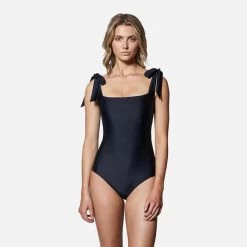 Une Piece Classic Square Neck One Piece Black