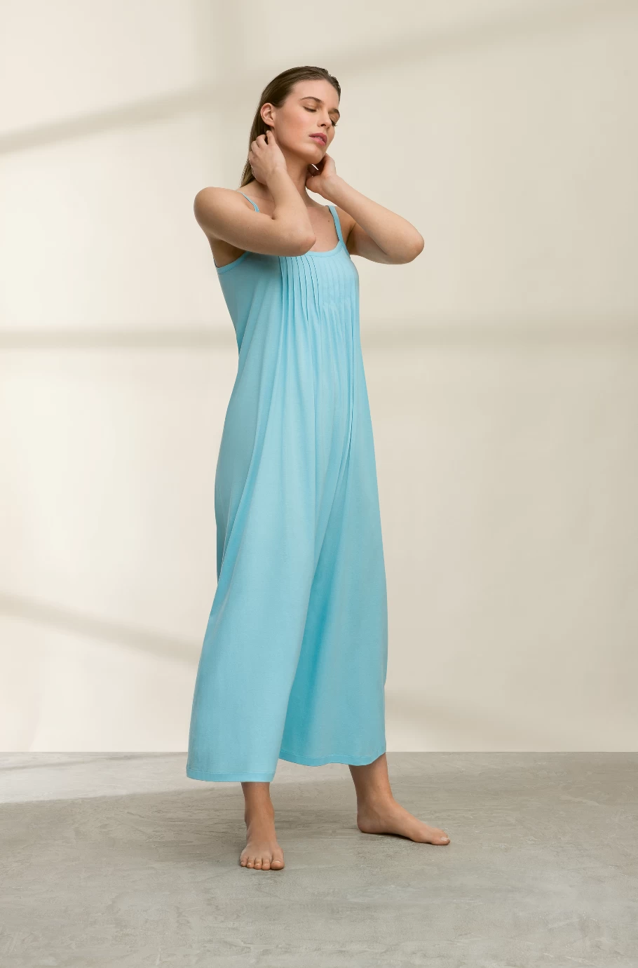 Hanro Juliet Long Nightdress 077748 Soft Cyan - Image 2