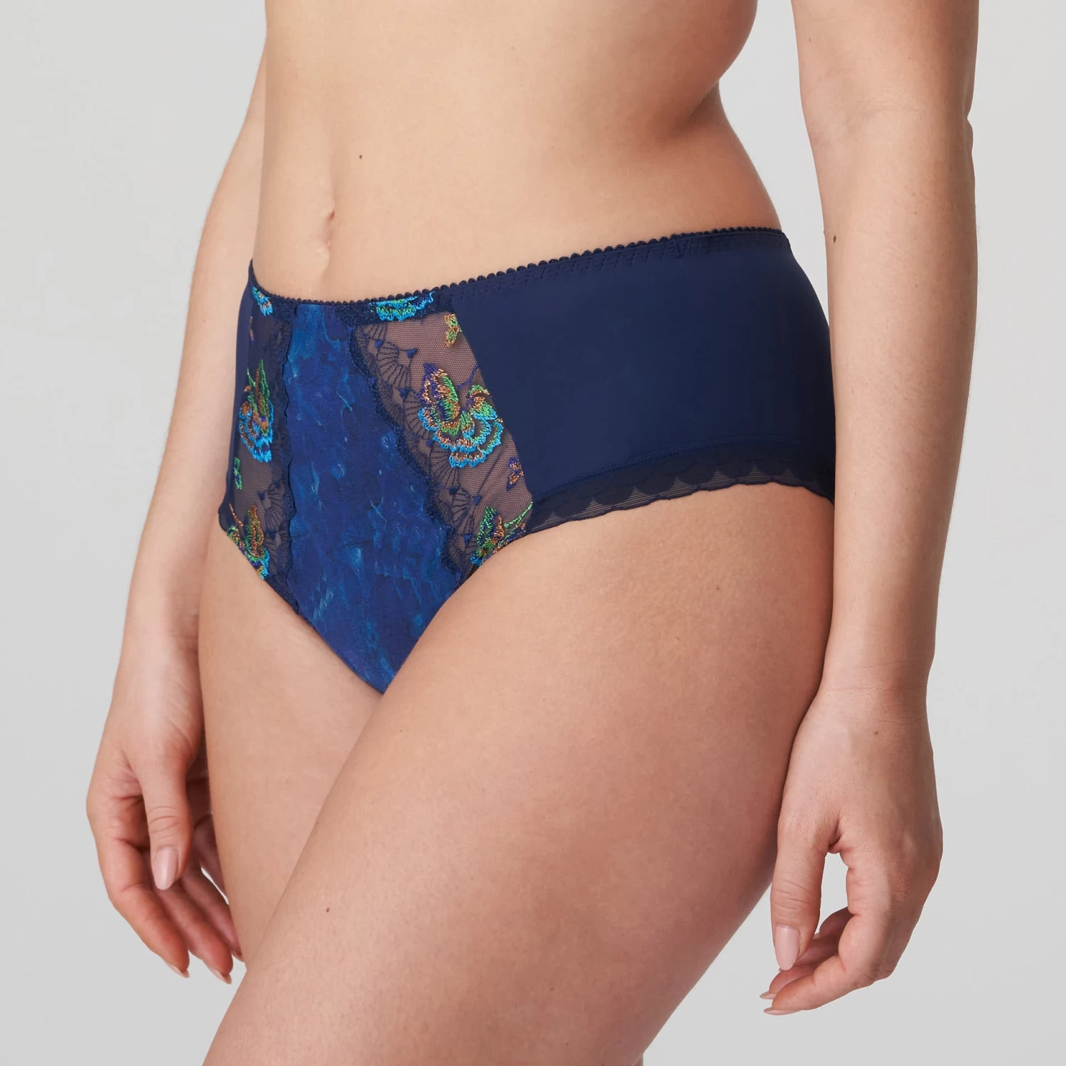 Prima Donna Palace Garden Full Brief - Image 3