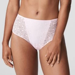 Prima Donna Epirus Full Brief